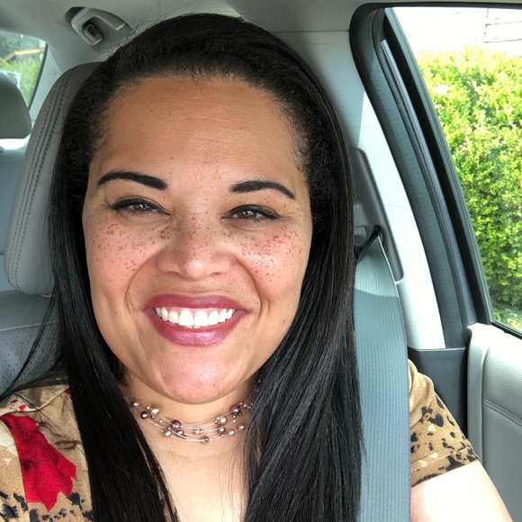 Meet your Posher, Erica - Picture 5 of 6